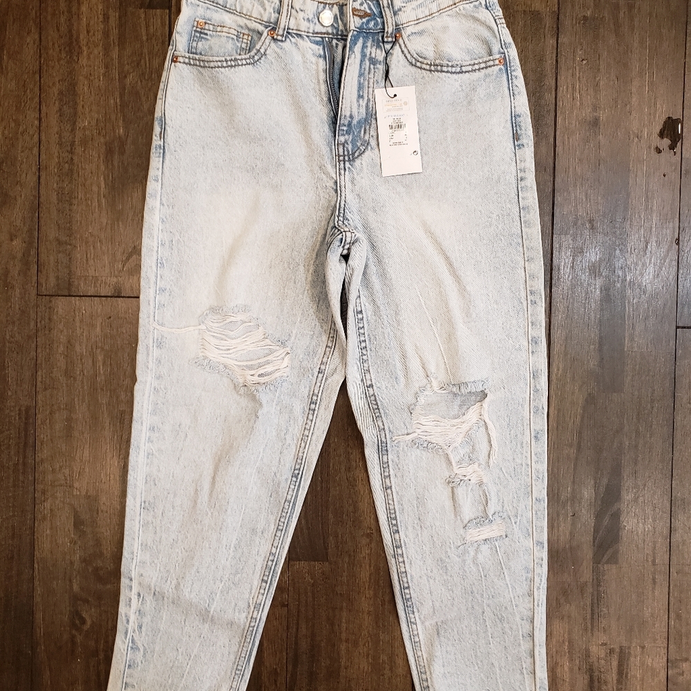 Vintage Ripped Mom High Waisted Jeans